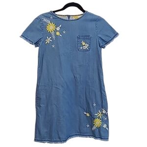 Boden sz 13-14 denim daisy embroidered dress K65